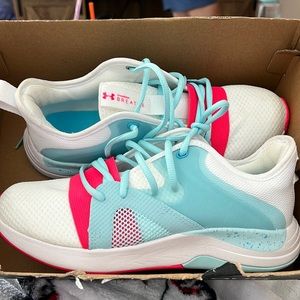 Under armour tennis shoes size 9 NWT